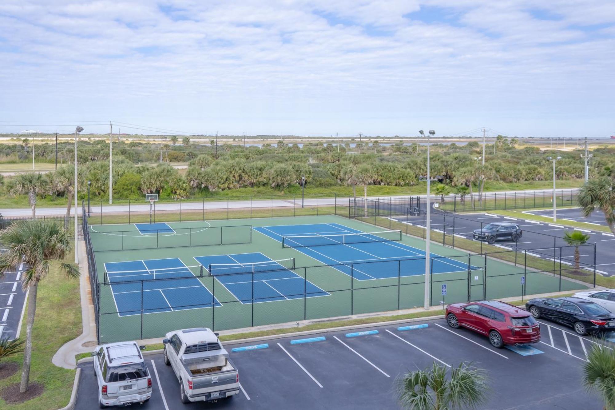 Islander East Condominiums Galveston Exterior photo